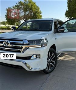 تويوتا لاندكروزر